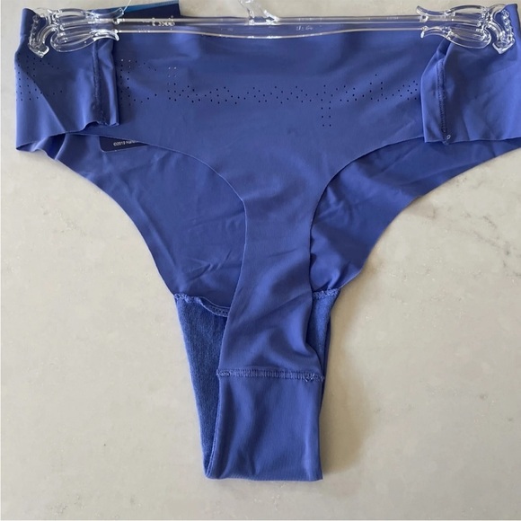 CHAMPION Free Cut Deep Forte Blue No Show Thong Panty NEW Women’s XL CH46LS - Picture 4 of 6